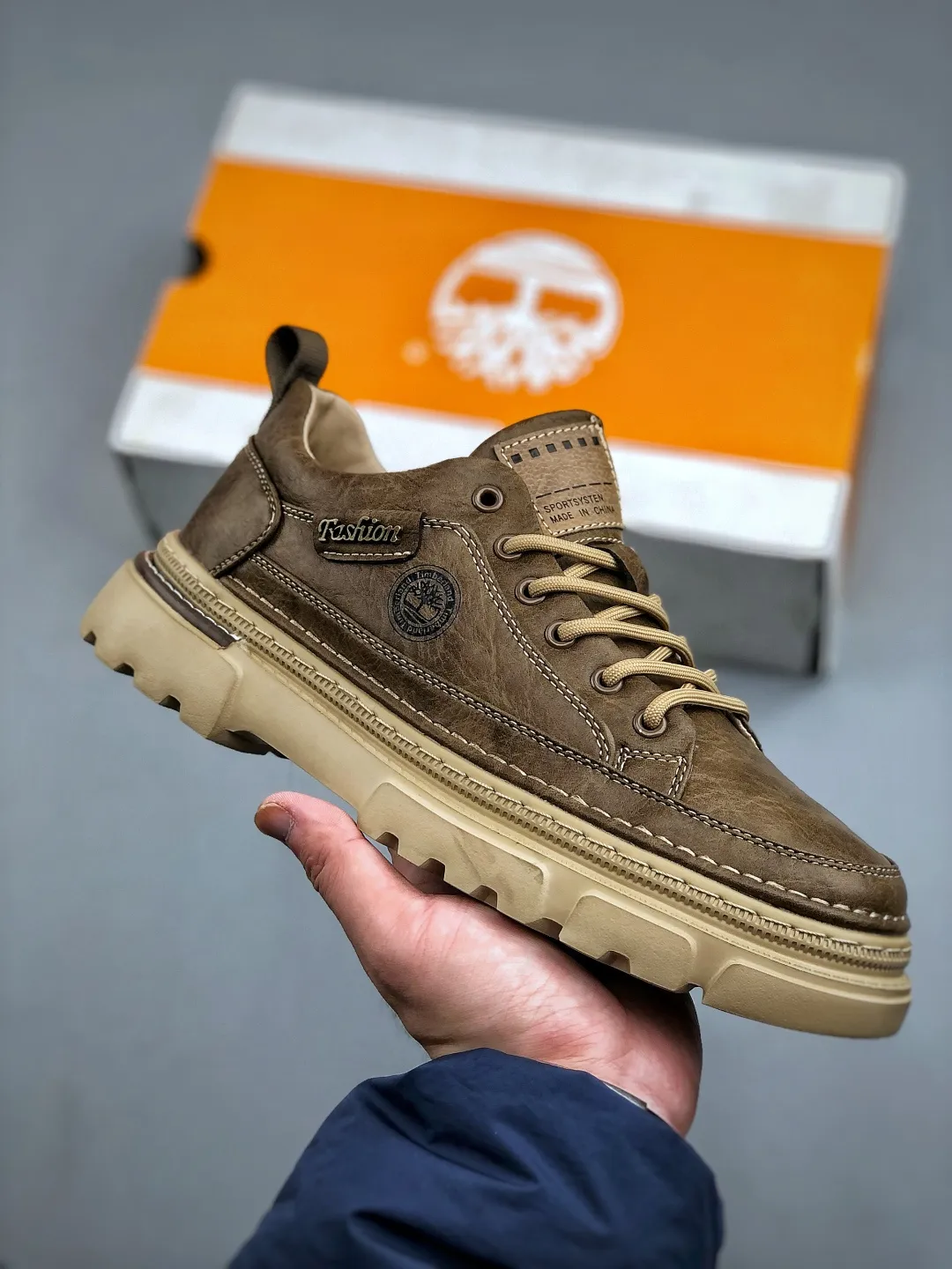 Local pickup 💰 520 supports store Timberland/Timberland classic 25ss new low-top (plus velvet) classic re-creation, brand new upgrade, Guangdong factory quality, original box and original packaging. The fabric is made of Italian 🇮🇹 top frosted mesh. It is paired with anti-odor and anti-corrosion genuine leather latex insoles to give you a perfect wearing experience. High-quality and durable, a must-have for sportsmen. Specially designed to handle handsomeness. High-quality and first-class foot feel. Exclusive supply Official item number: TB23066 Size: 39 40 41 42 43 44